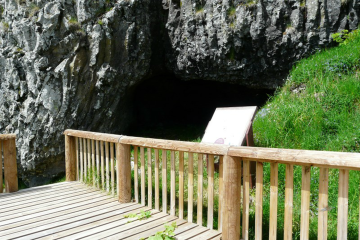Grotte de Longetrée